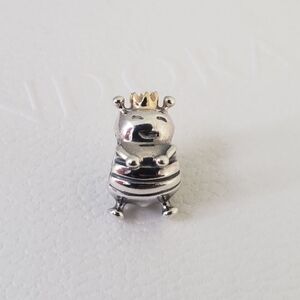👸Authentic Pandora ⭐️RETIRED⭐️ QUEEN BEE CHARM, WITH 14K GOLD